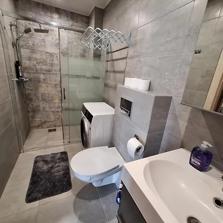Naujos Statybos Ragaines G 12 Su Parkingu Apartament